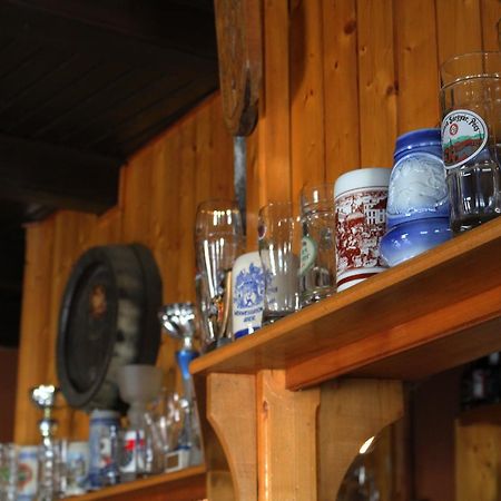 Gilde Panzio Bed & Breakfast Pilisvorosvar ภายนอก รูปภาพ